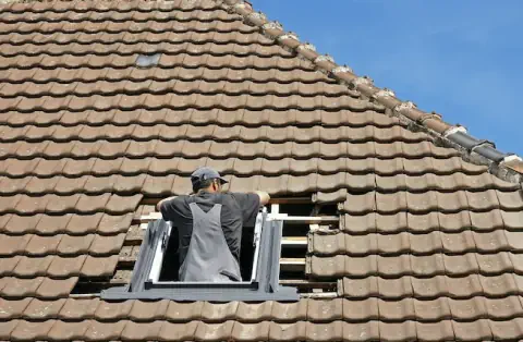 Pose de velux - La Chaize-Giraud